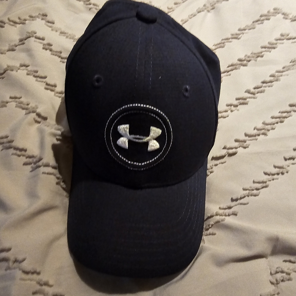 Youth under armor flex fit hat